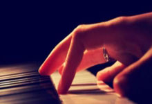 爱游戏tv-黎巴嫩赫纳夫队：战鼓擂响！一支用信念点燃热血的东方雄狮