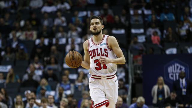 衰老球队面对重建难题，需要招揽新血的简单介绍