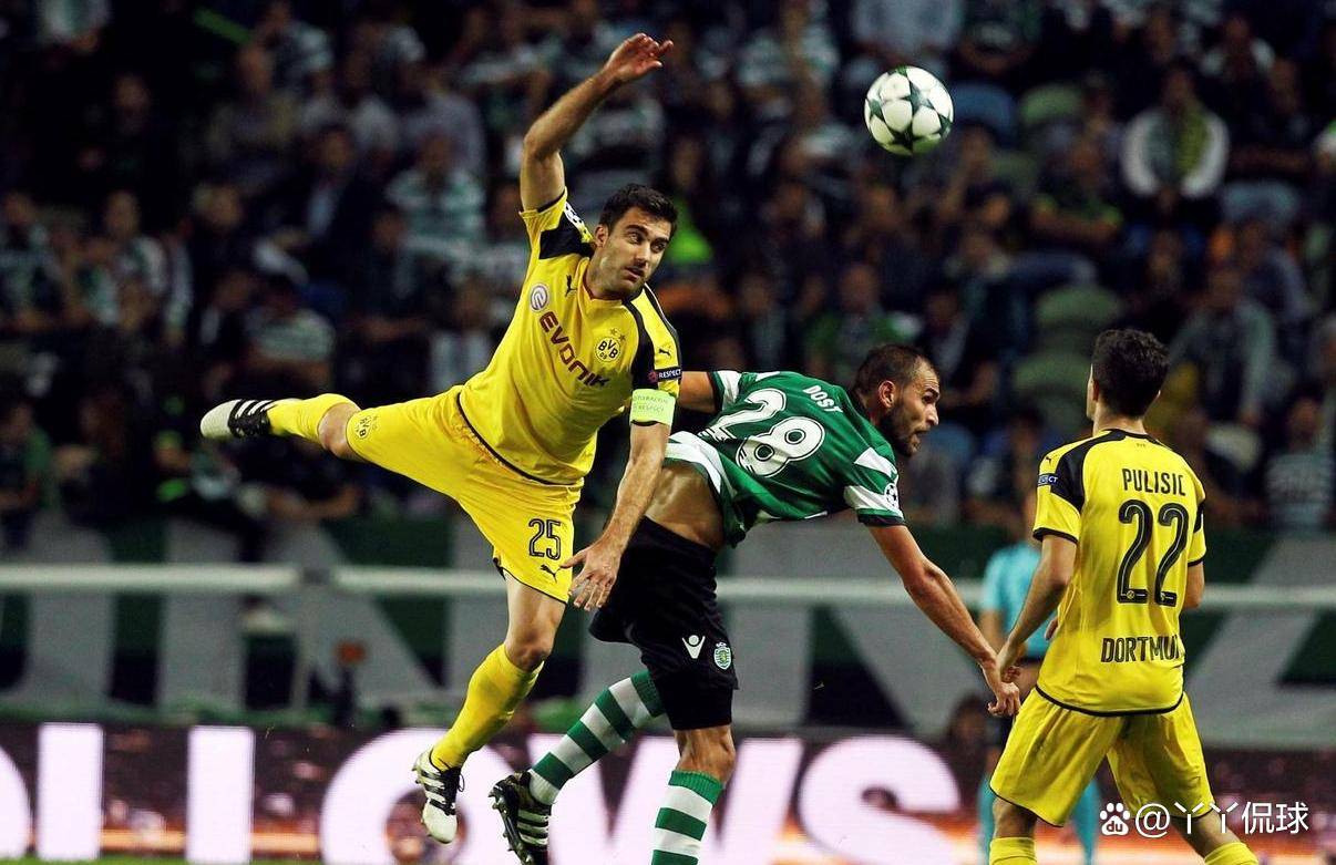 多特蒙德大胜卡里昂，晋级欧冠淘汰赛