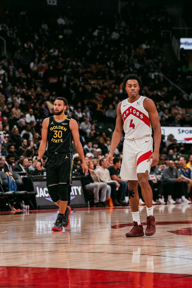 包含猛龙队持续稳定发挥,争夺东部头名的词条 包含猛龙队持续稳定发挥,争夺东部头名的词条