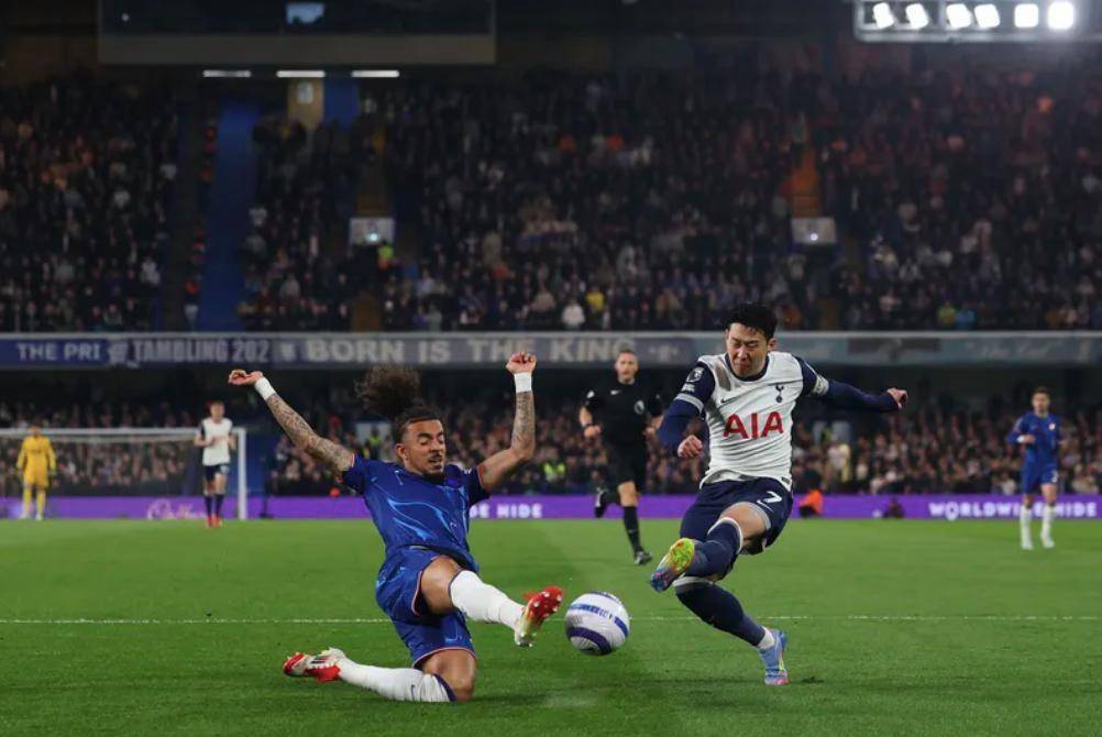 爱游戏入口-切尔西击败热刺进四强阿尔特查不赞同穆里奇欧冠踢法的简单介绍