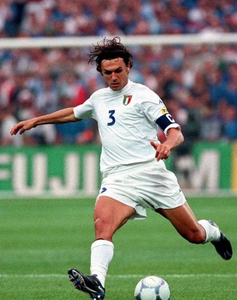 意大利球员精神抖擞，全力备战下次比赛！的简单介绍