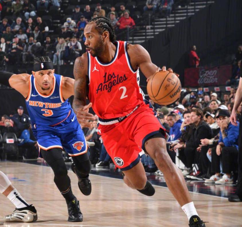 快船客场击败太阳，继续领跑西部