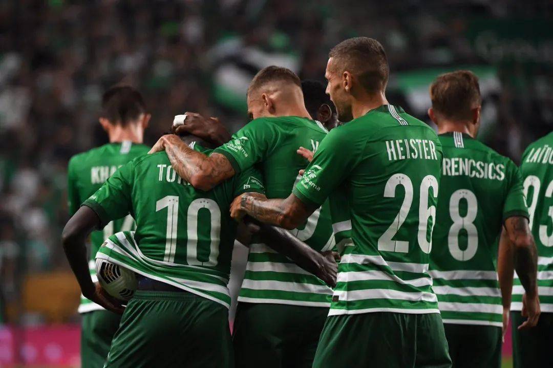 阿贾克斯大胜苏黎世勇夺荷兰联赛冠军 阿贾克斯大胜苏黎世勇夺荷兰联赛冠军