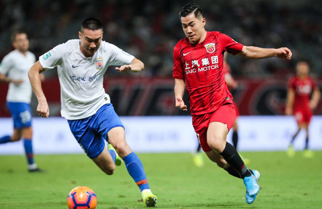 爱游戏-恒大强势围剿泰达，力争全取三分