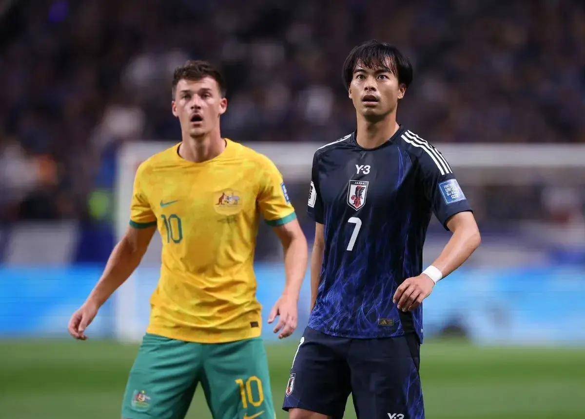 爱游戏下载-包含安徽翡翠队稳拿胜利，再上积分榜榜首的词条