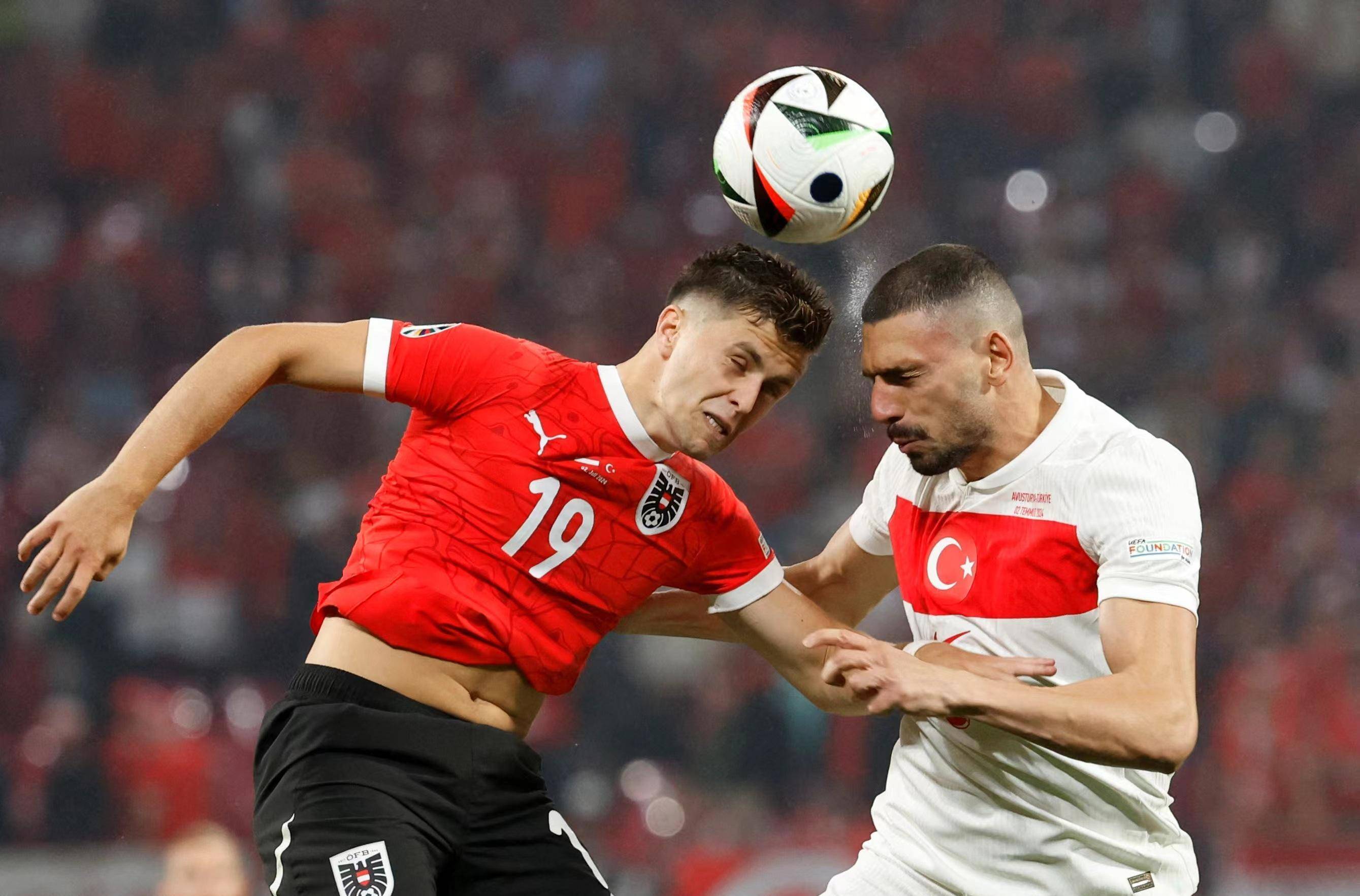 爱游戏体育-荷兰队与奥地利队硬仗相逢，角逐胜负的简单介绍