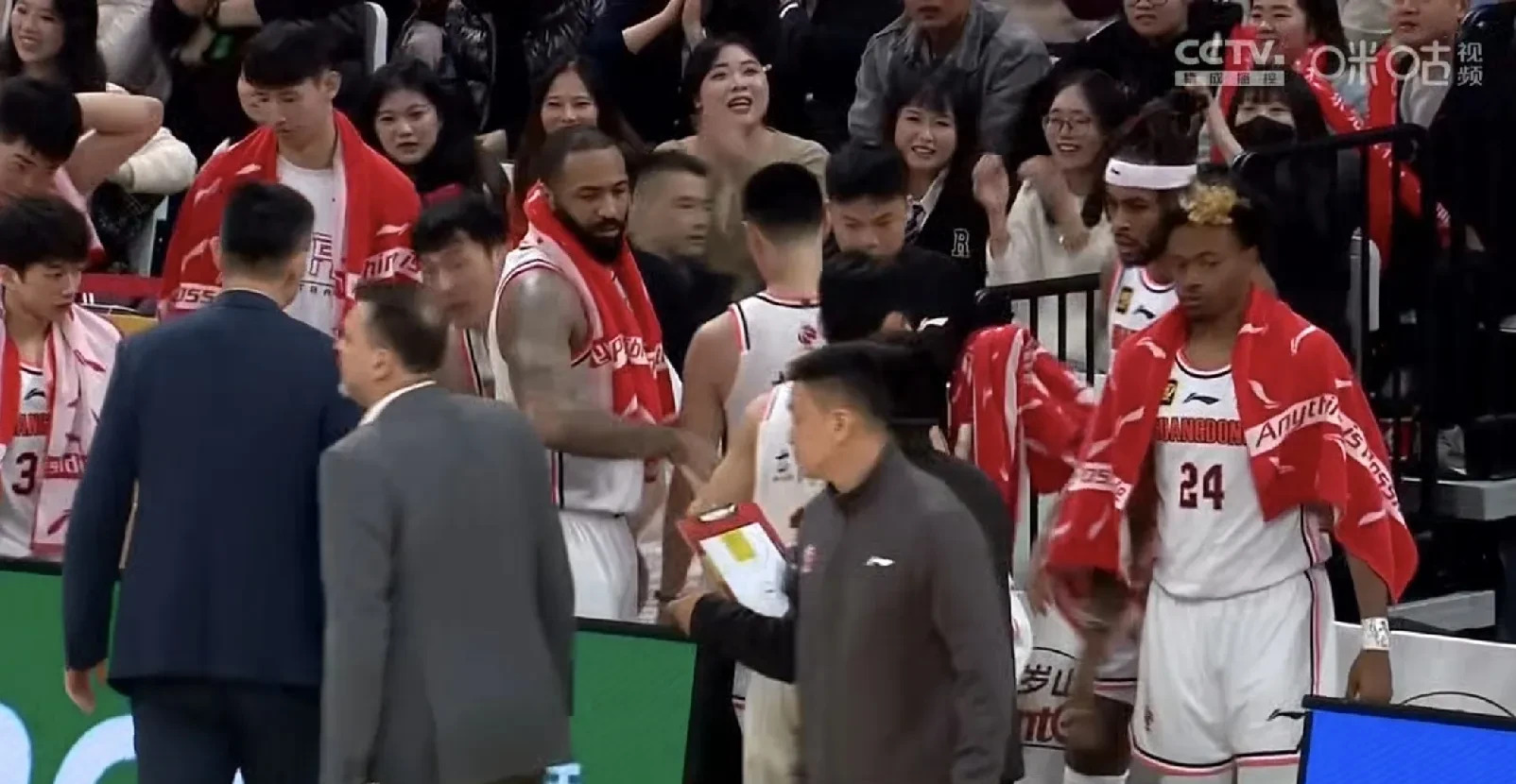 爱游戏下载-广厦男篮遭遇颓势，前途一片迷茫的简单介绍