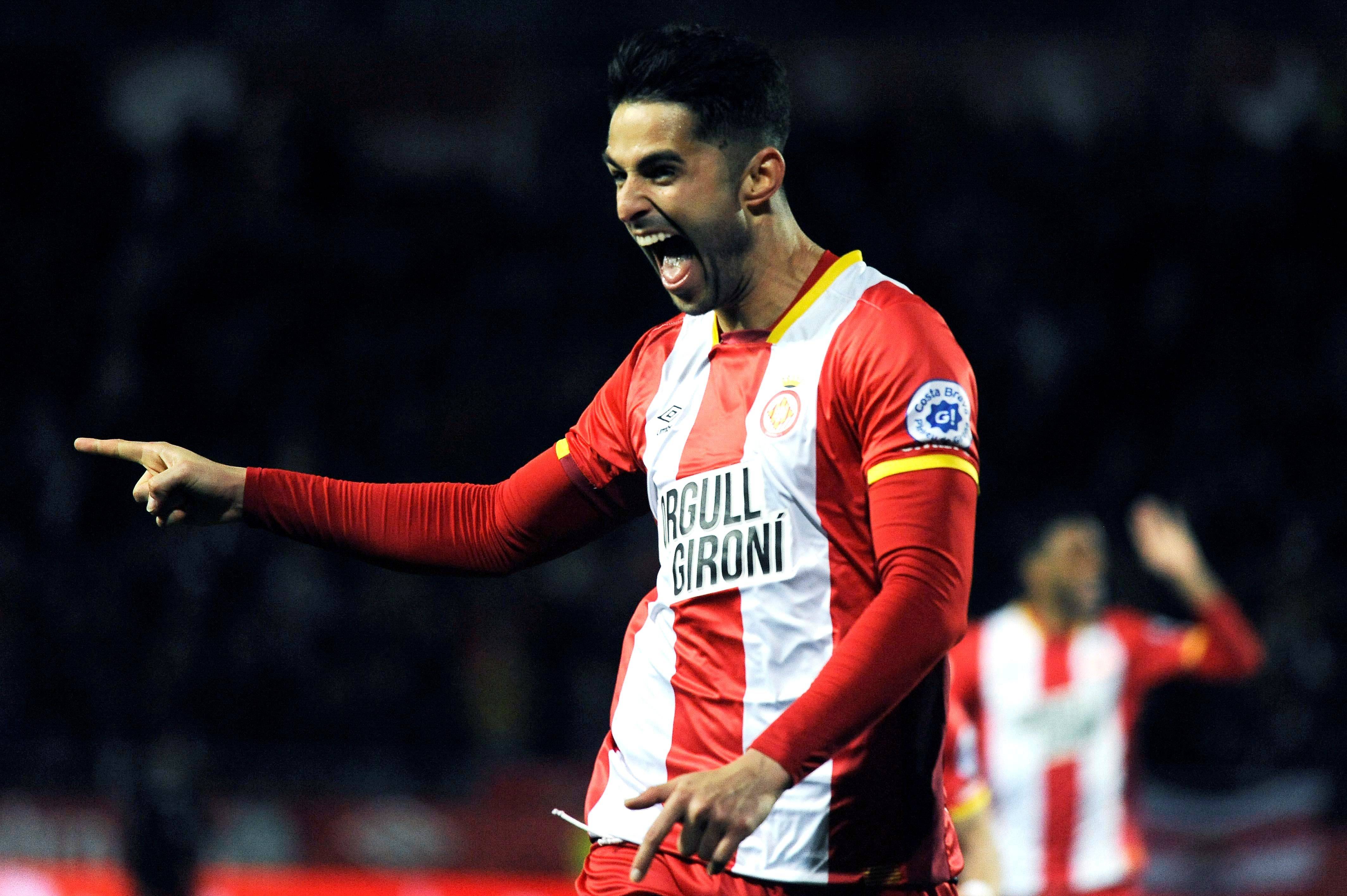 包含罗马主场胜帕尔马，球队信心大增排名上升的词条