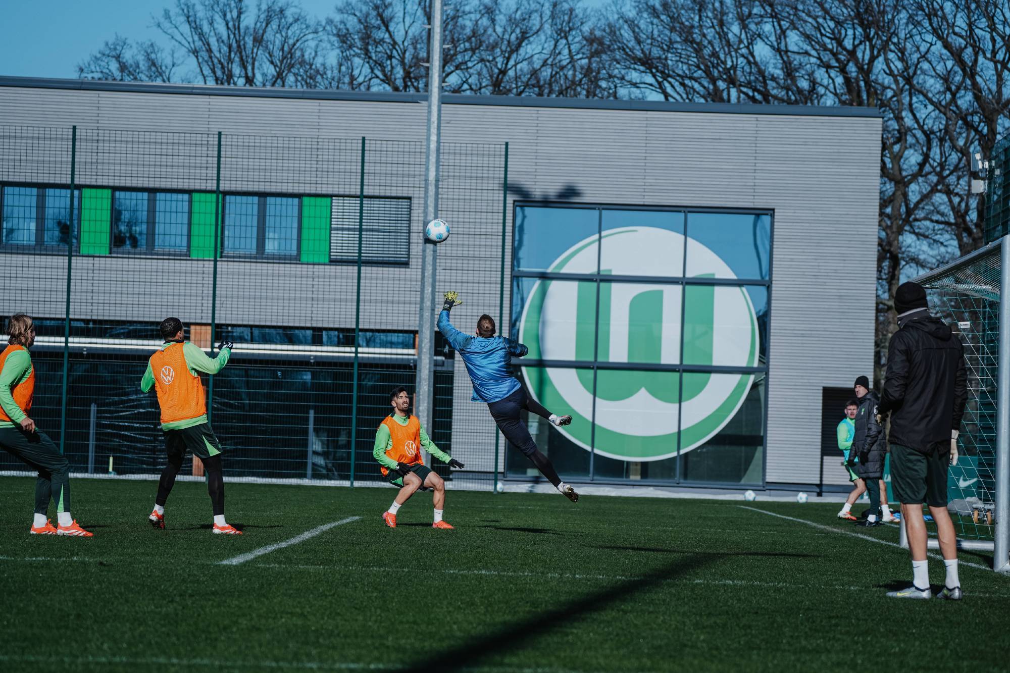 沃尔夫斯堡客场险胜,实现爆冷取胜的简单介绍 沃尔夫斯堡客场险胜,实现爆冷取胜的简单介绍