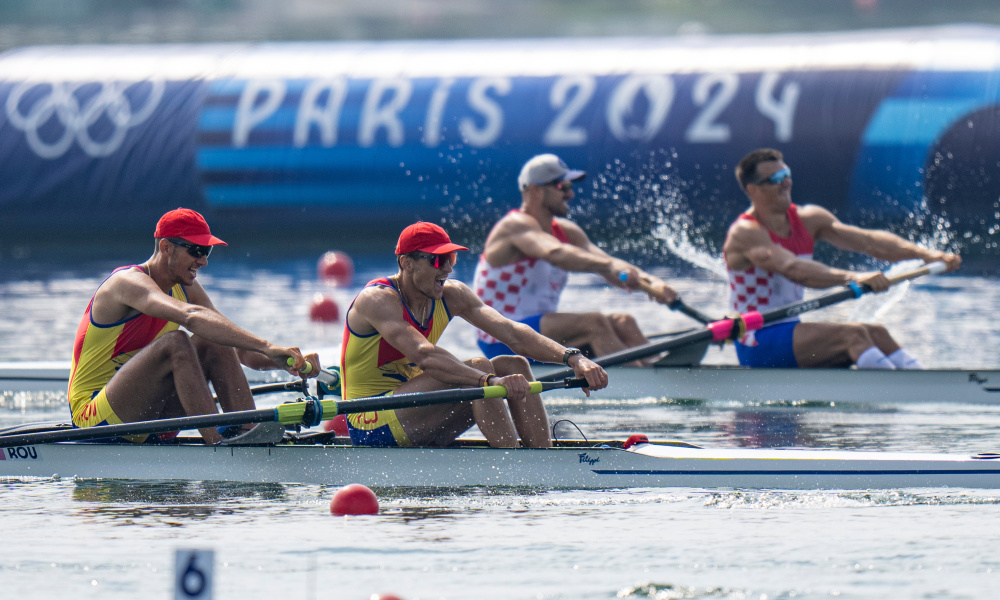 瑞士代表团在赛艇赛事中获得冠军