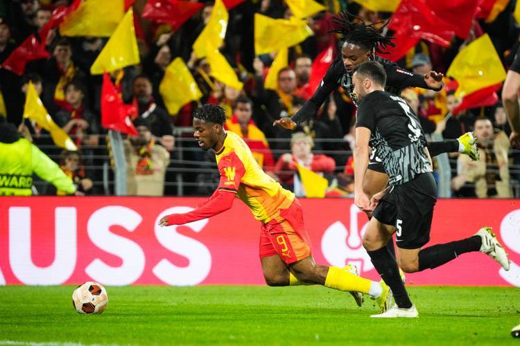 弗赖堡胜利后冲到联赛第八位 弗赖堡胜利后冲到联赛第八位