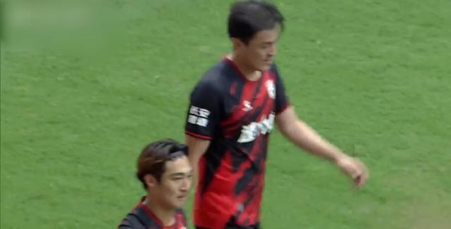 爱游戏-广州富力主场惊险逆转，赢得关键三分的简单介绍