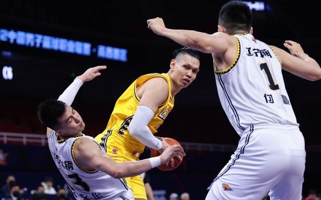 爱游戏体育-韩国篮球队队员受伤，对战备受影响