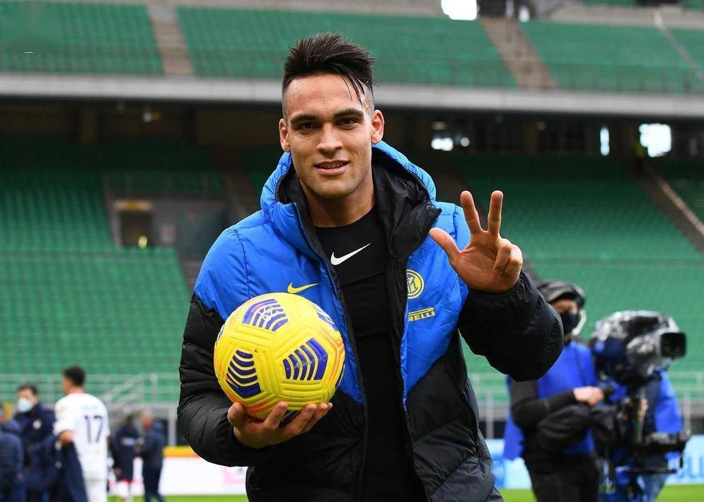 包含克罗托内客场大胜,继续保持不败的词条 包含克罗托内客场大胜,继续保持不败的词条