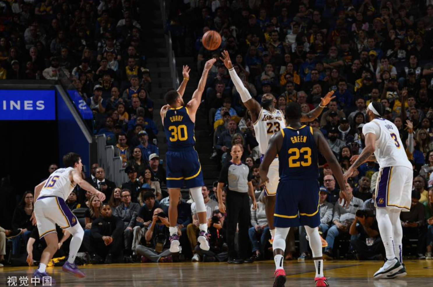 包含奥运会重磅对决：库里迎战库里，最新战报的词条