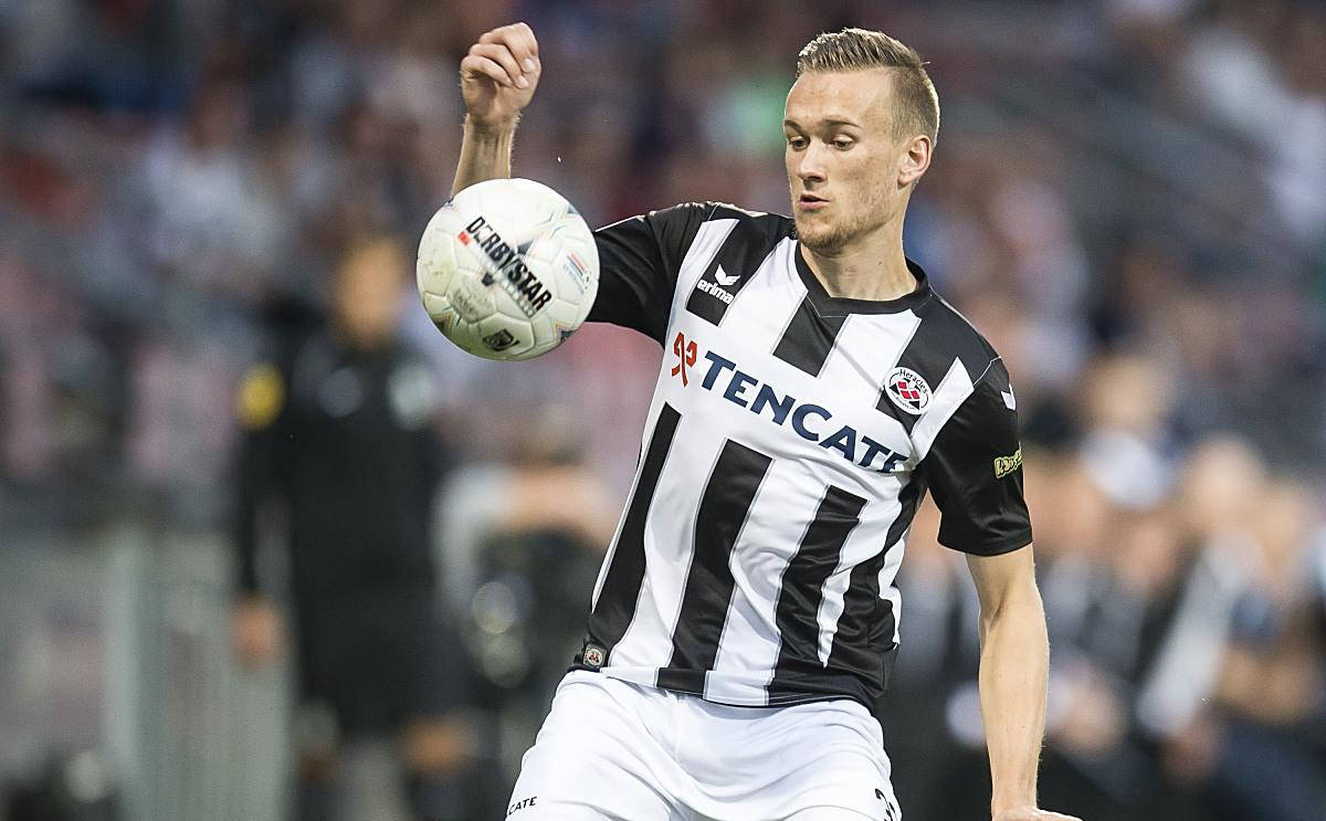 爱游戏官方入口-关于昂热击败巴黎圣日耳曼，展现强劲实力的信息