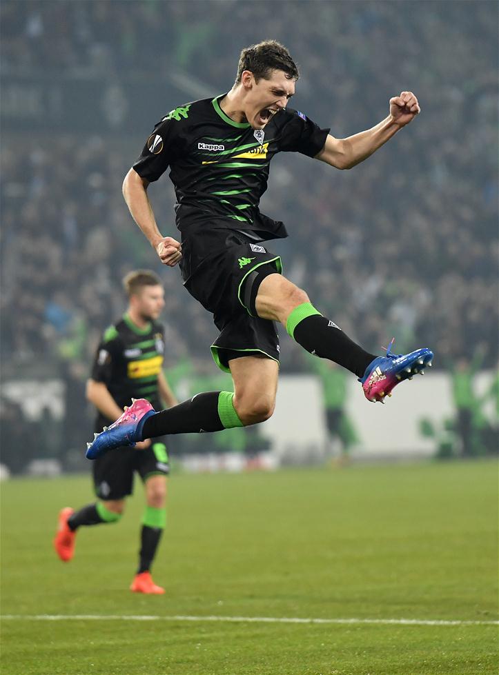 爱游戏在线-兰斯客场小胜门兴格拉德巴赫，取得宝贵三分的简单介绍