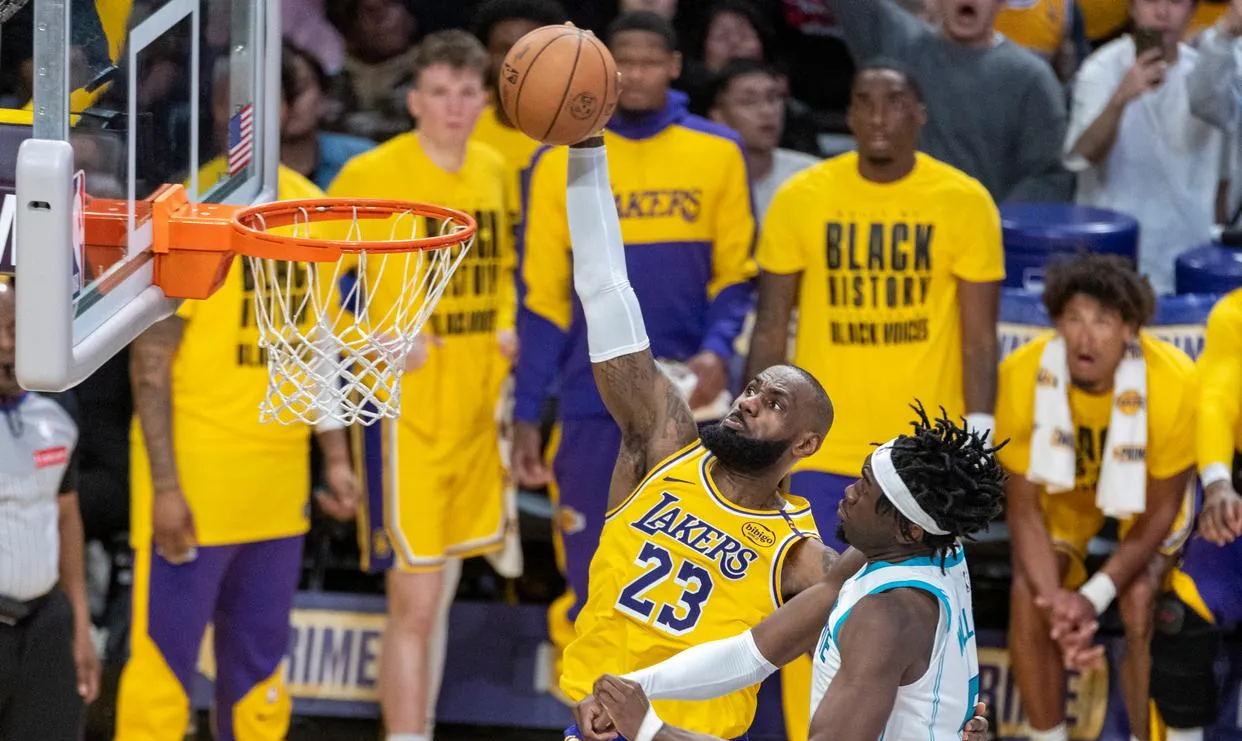 NBA后卫重回球场，再战篮球巅峰之路的简单介绍