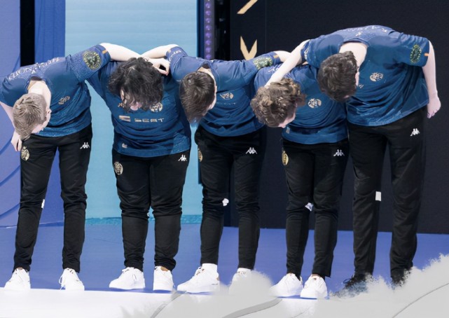 法国遗憾止步小组，表现逊色难抵对手