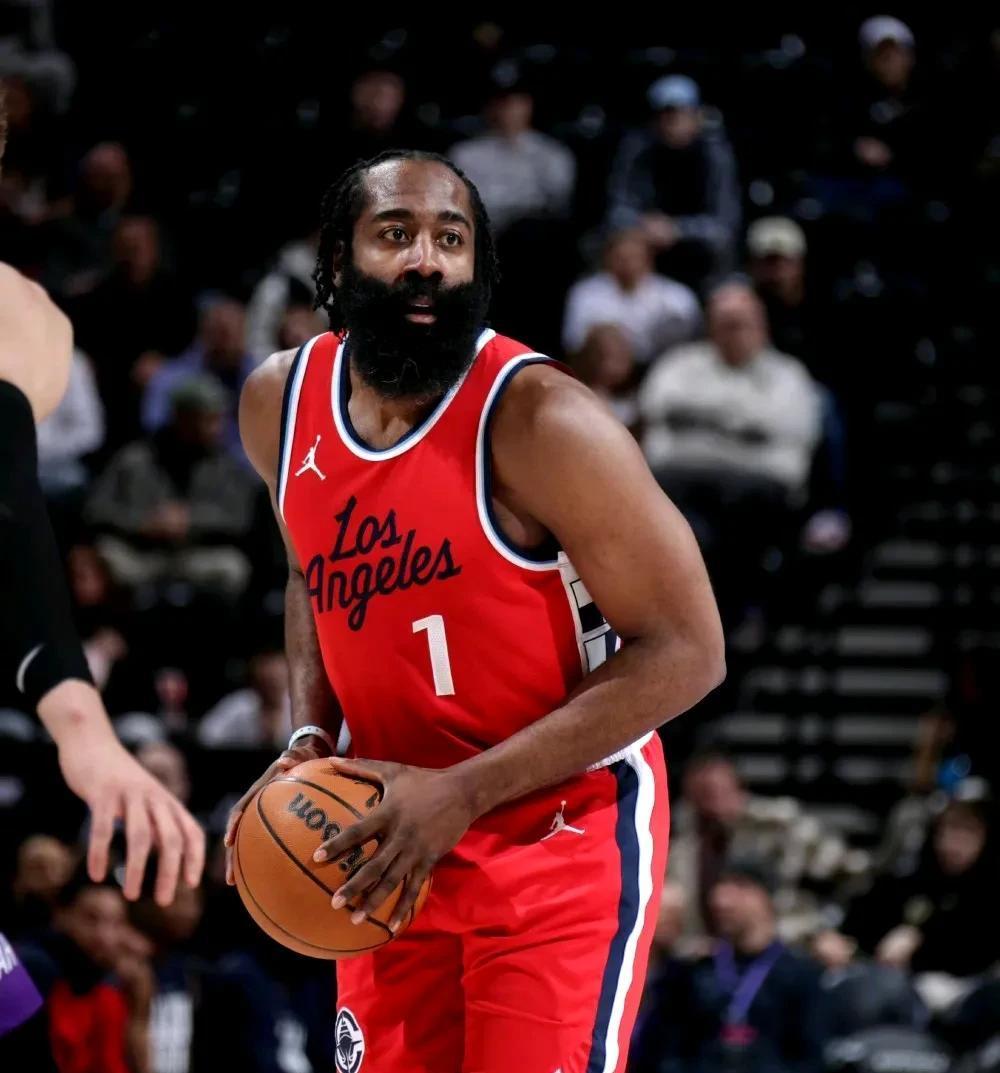 火箭力克森林狼,豪取四连胜 火箭力克森林狼,豪取四连胜