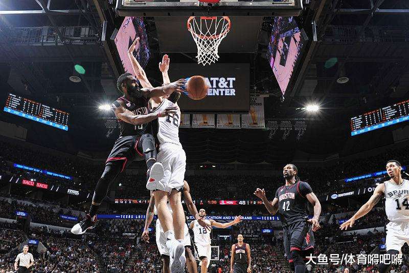 勇士翻盘火箭，汉密尔顿完成帽子戏法的简单介绍