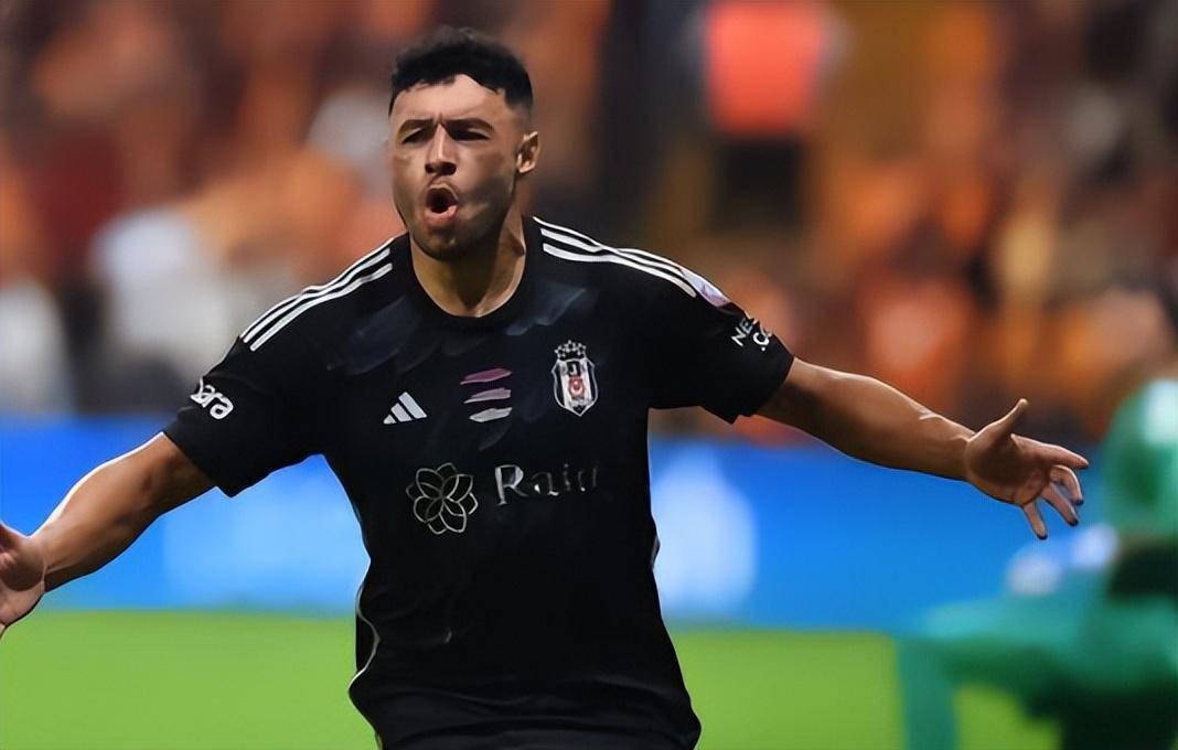 曼联轻取塞内加尔,范戴克点燃赛场 曼联轻取塞内加尔,范戴克点燃赛场