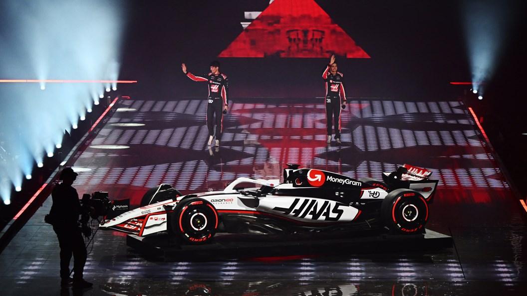 爱游戏官方入口-索伯车队完胜梅赛德斯，汉密尔顿扛起全队