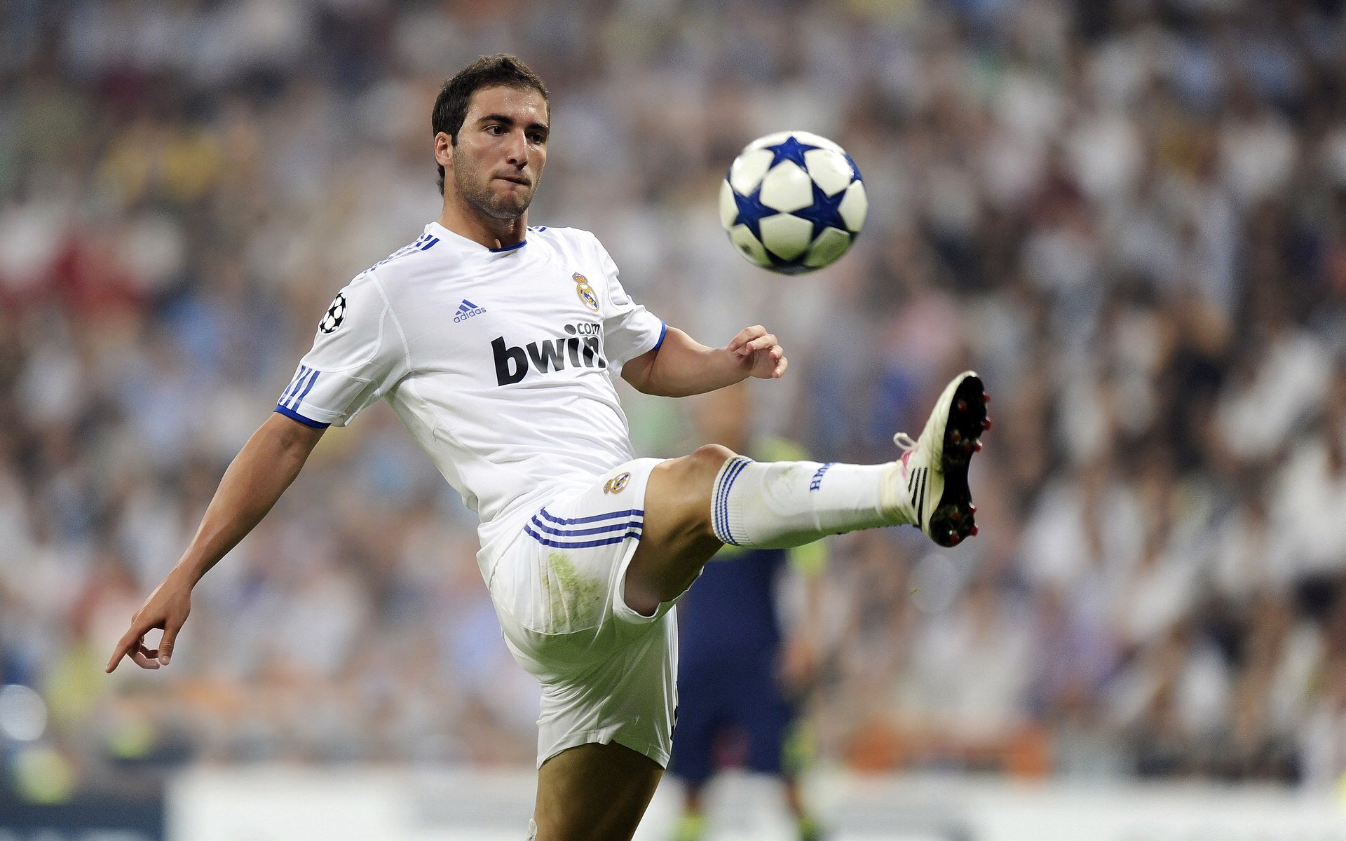 东决关键战焦点战，乌拉圭翻盘威尔士的史诗对决