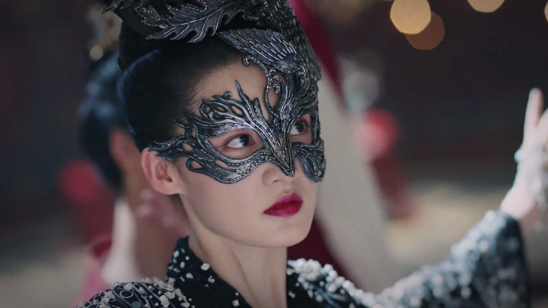 终局之光，姆巴佩关键一射，皇家社会决胜局掀翻勒沃库森