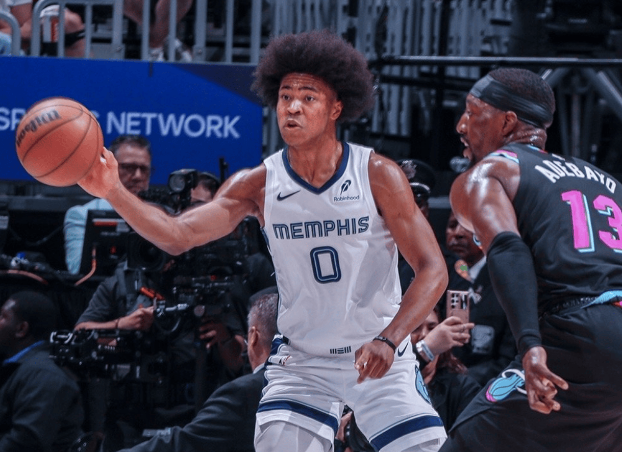 爱游戏入口-灰熊对阵勇士，字母哥持续制造杀伤