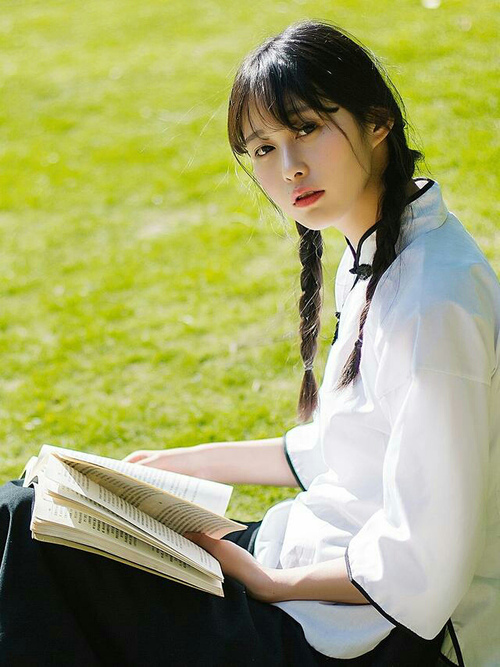 爱游戏入口-马刺稳扎稳打胜奇才,约基奇国家德比式统治闪耀赛场